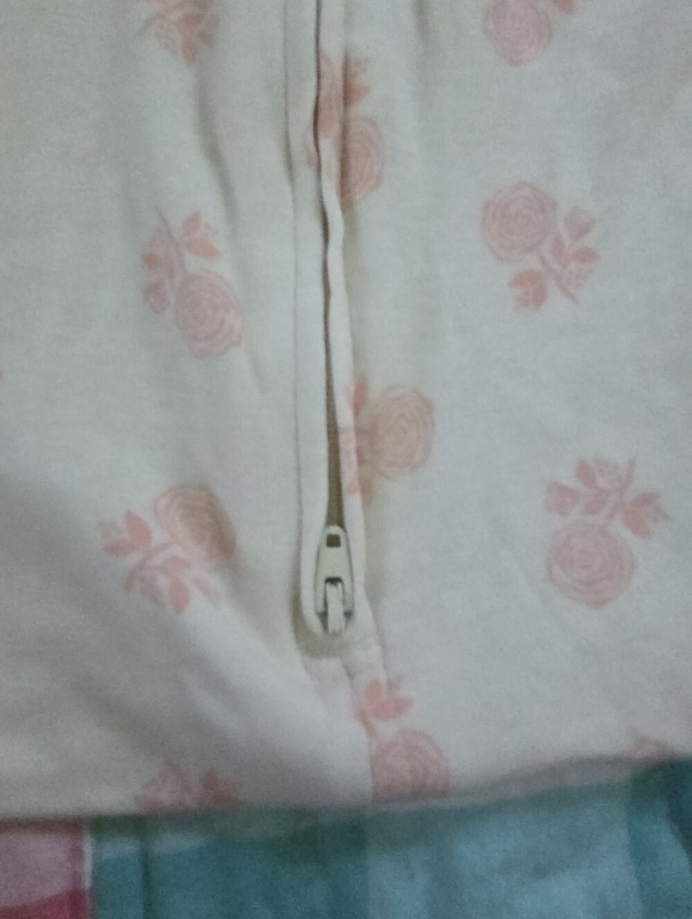 Halo Baby Swaddle Sleep Sack in Cream with Pink Rose Pattern, Size 0-3 Months - Picture 6 of 6